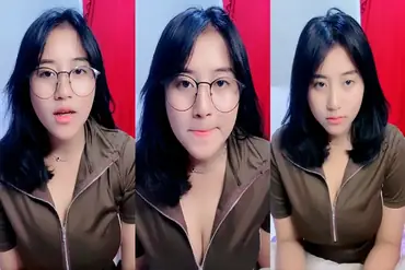 Bokep Live Gadis Cantik Kacamata Crot Lumer Show